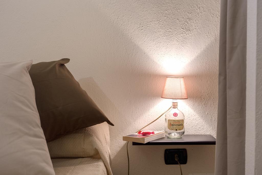 One-Bedroom House,228228092:JPEG