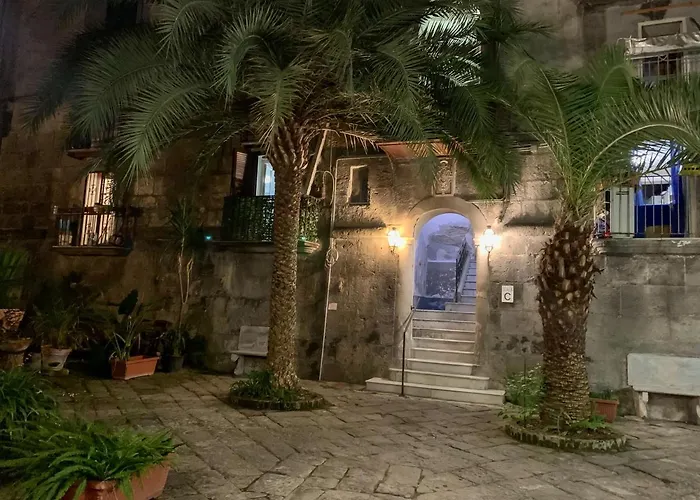 Ferdinando's Home